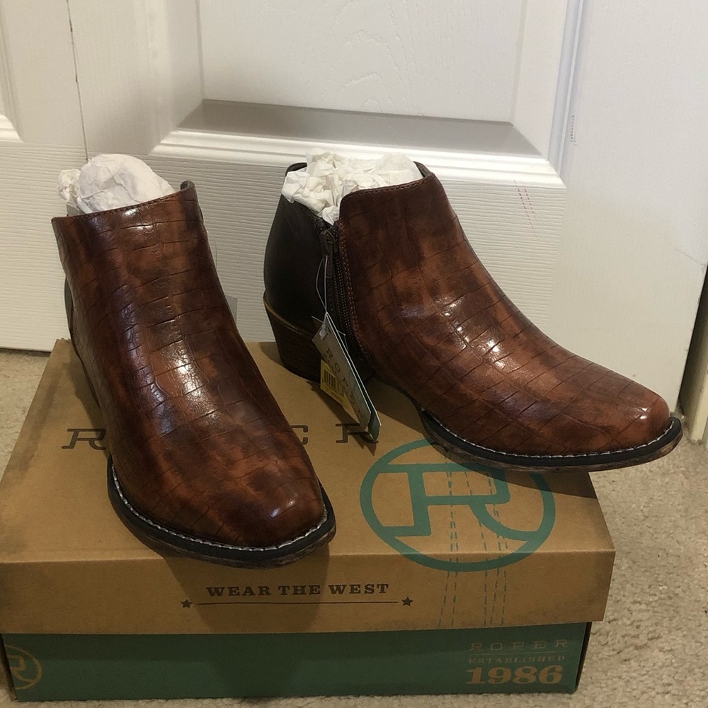 Roper Ankle Booties 7.5